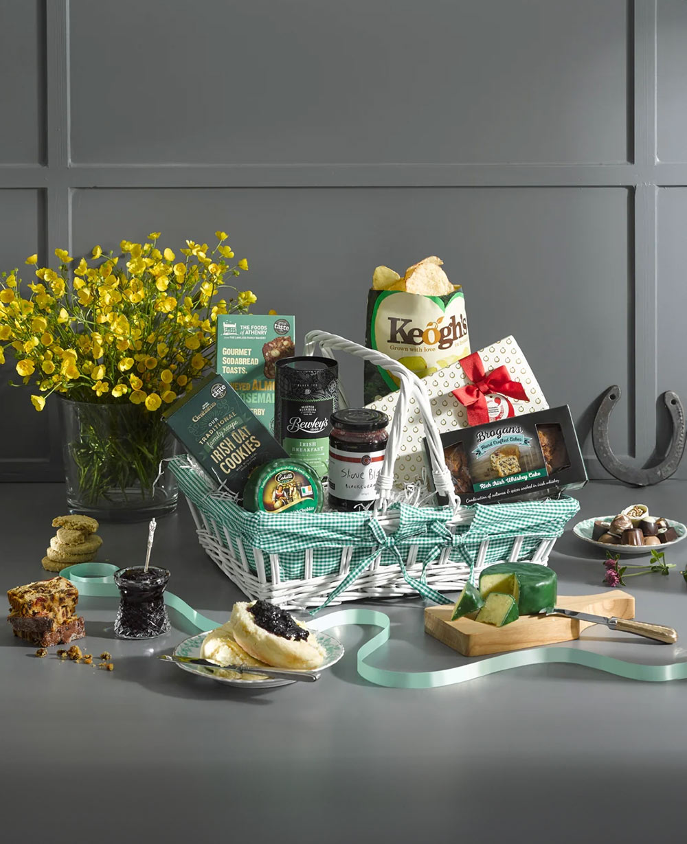 Emerald Isle Treasures Gift Hamper Emerald Isle Treasures Gift Hamper