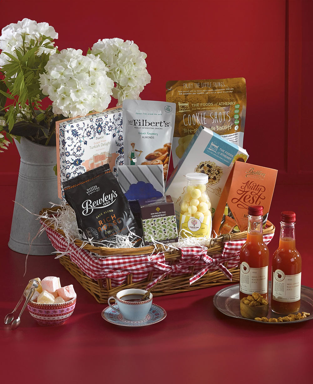 Vibrantly Vegan Delights Gift Hamper Vibrantly Vegan Delights Gift Hamper